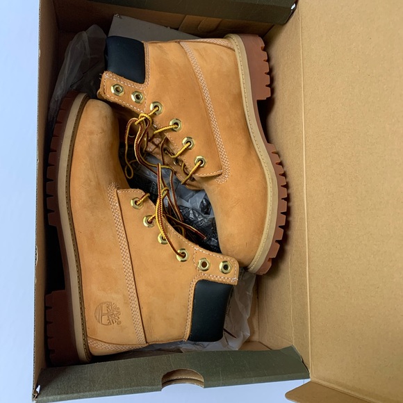 Timberland Boots - Picture 3 of 10